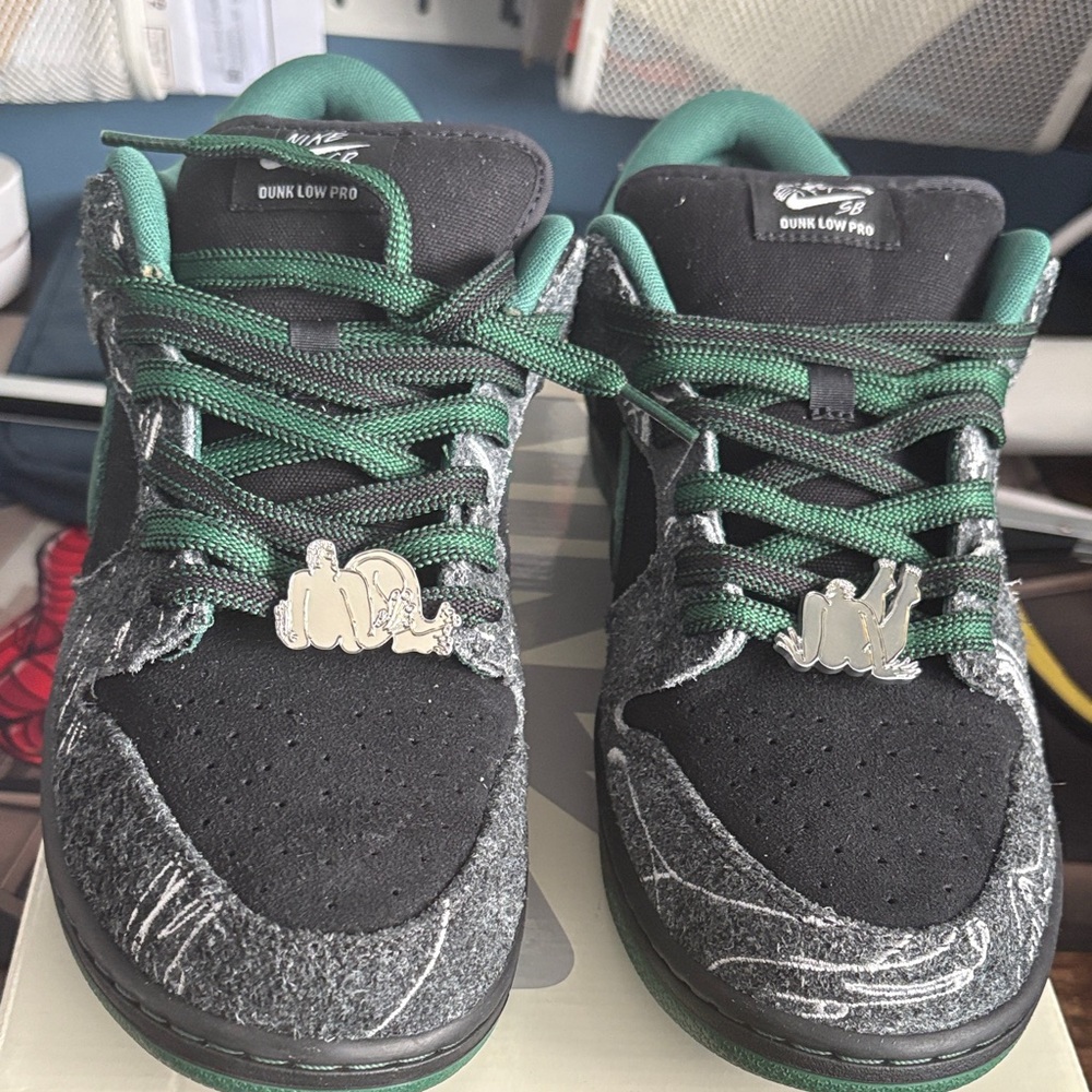 THERE Skateboards x NIKE  sb dunk low